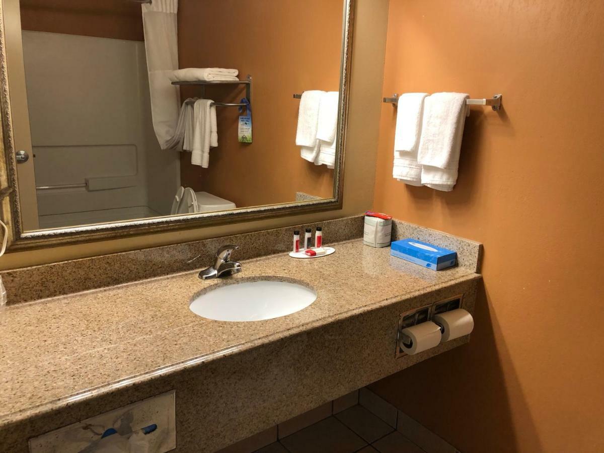 Days Inn & Suites By Wyndham Thibodaux Zewnętrze zdjęcie